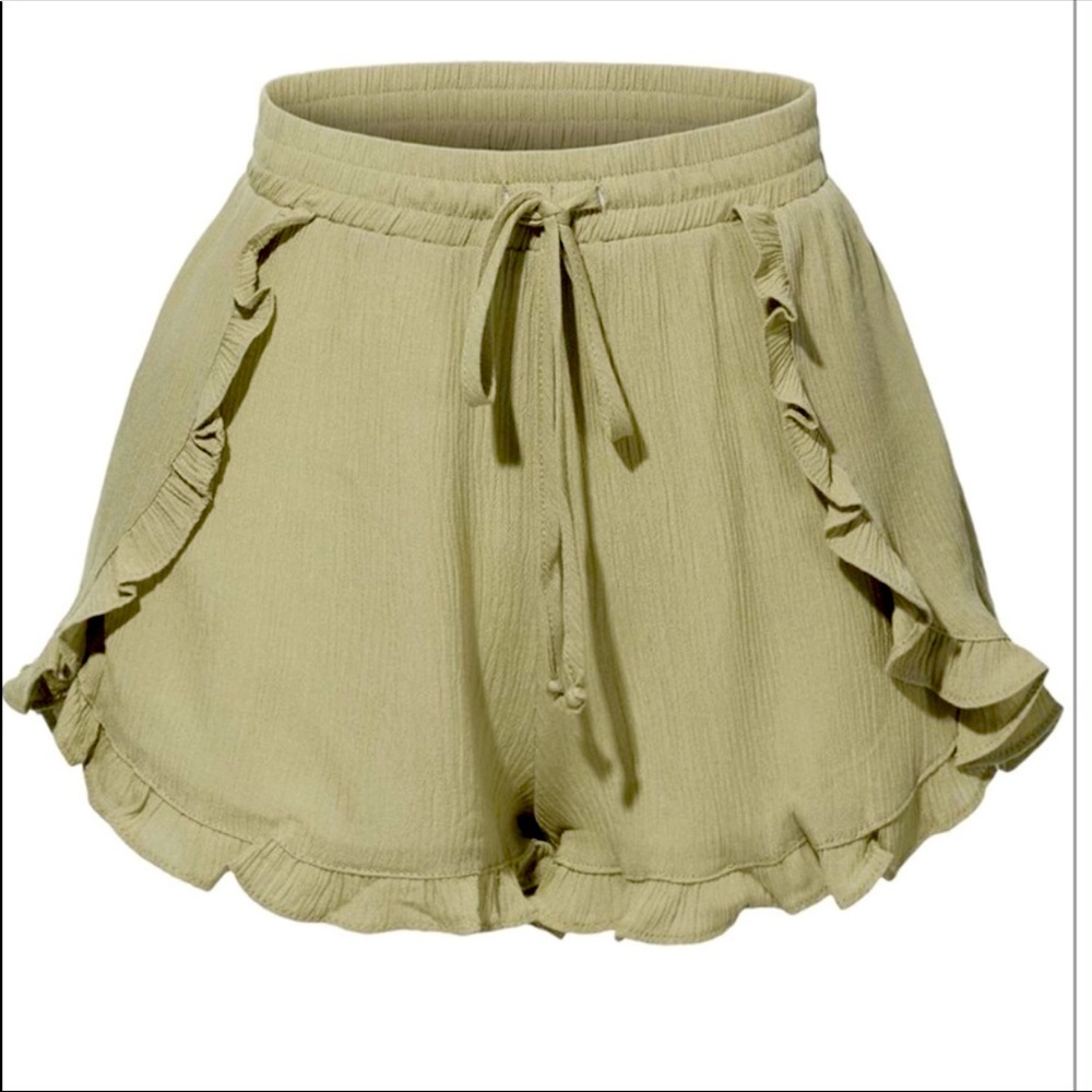*Host Pick* Tulip Ruffle Drawstring Shorts
